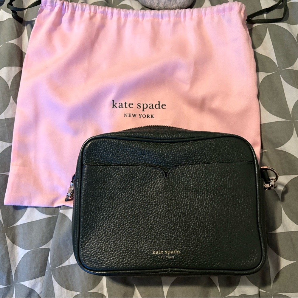 Kate Spade Polly Medium Forest Green Crossbody Bag with Pebbled Leather - Picture 2 of 7